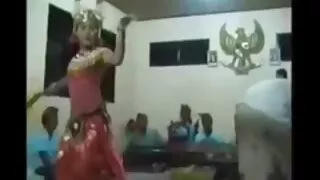 স্কোরল্যান্ডের দুর্দান্ত ব্লেয়ার বাংলা চুদাচুদি ছবি আইভরি সহ সোফা স্ক্রুতে